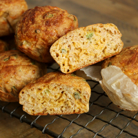 Cheddar Oat Muffins image 1