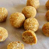 Image of Apricot Orange Cashew Bites 1