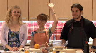 Image of Jennifer MacKenzie guest hosting the ELLICSR Kitchen class
