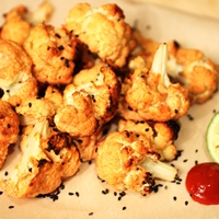 Image of Roasted Honey Sriracha Cauliflower Bites.