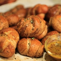 Image of several of the rosemary garlic pretzels