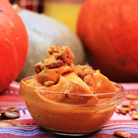 Image of a bowl of pumpkin pie ice cream