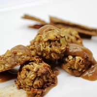 Image of Apple Oatmeal Bites with 'Cinnamon-Roll' Apple Butter